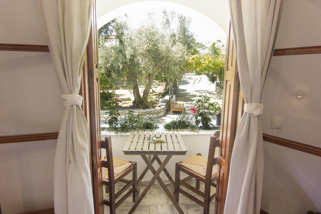 Naftilos Skiathos Exterior photo